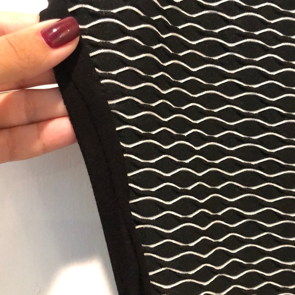 Max Studio Dress - Picture 4 of 4